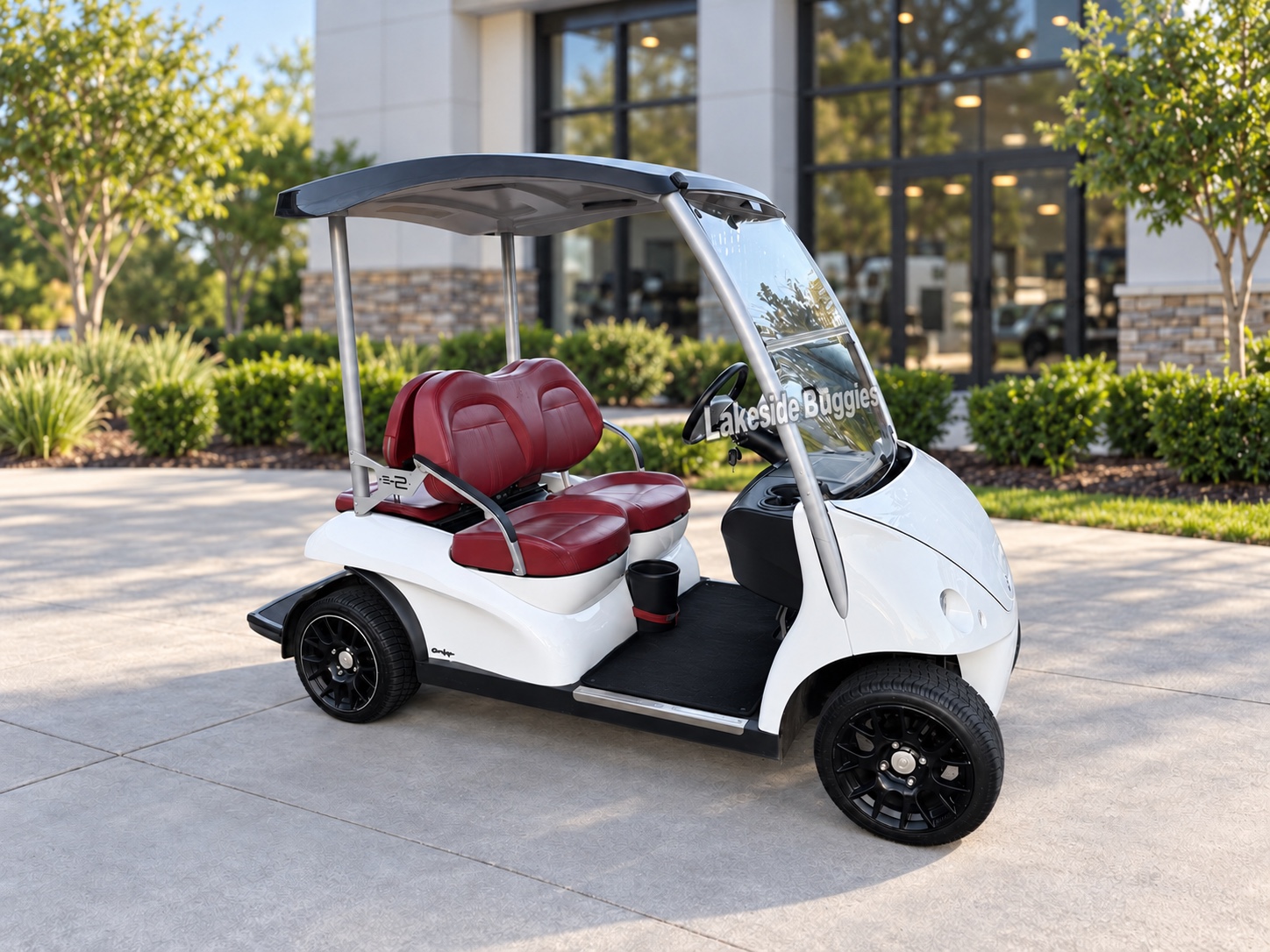 Photo 1 of 9: Full exterior view of the 2017 Garia 2+2